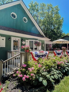 Exterior - Summer Wind Lake House - Kelley's Island, OH (Kelleys Island)