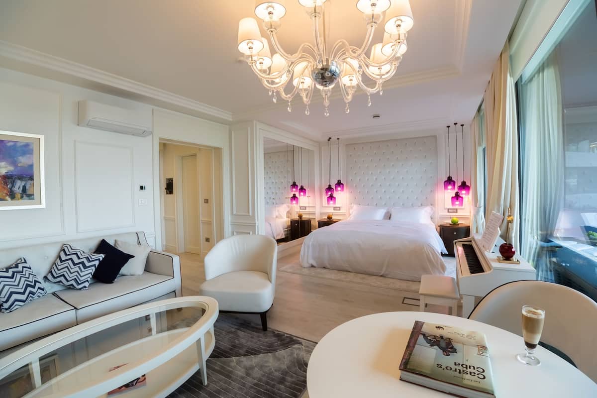 Literie de qualité supérieure, minibar, coffres-forts dans les chambres