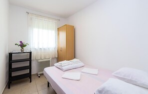 2 bedrooms, free WiFi, bed sheets