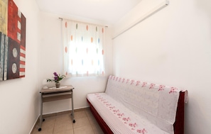 Interior - Amazing apartment in Rovanjska with WiFi (Rovanjska)