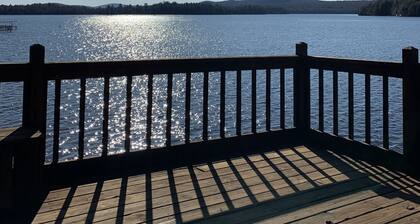 Waterfront Camp with Boathouse - Wifi, kayaks, canoe and sandy bottom out front.