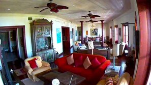 Interior - The Searching Frigate - Condo with a View (Freeport)