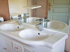 Nhà | Phòng tắm | Bồn tắm, khăn tắm 