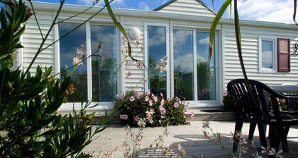 Comfortable Mobile Home With Terrace Near the Channel