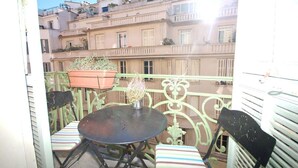 Apartment | Balkon