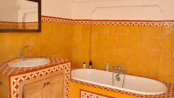 Bathtub