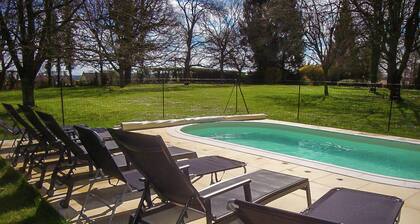 Luxurious Villa in Magnac-laval Near the Lake
