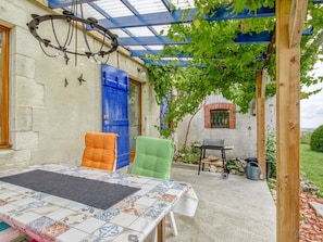 Unclassified image, 2 of 38, button - Garden-view Holiday Home in Sussat With Private Pool (Sussat)
