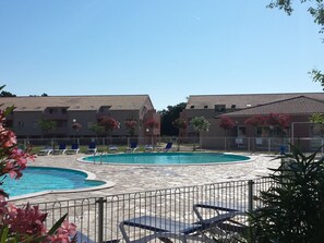 Outdoor pool - Nice Holiday Spot Near Extensive Beach on Beautiful Corsica (Santa-Maria-Poggio)