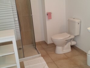 Apartment | Bathroom | Shower, towels - Great Vacation Spot Near a Vast Beach on Beautiful Corsica (Santa-Maria-Poggio)