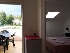 1 bedroom, cribs/infant beds, bed sheets - Great Vacation Spot Near a Vast Beach on Beautiful Corsica (Santa-Maria-Poggio)