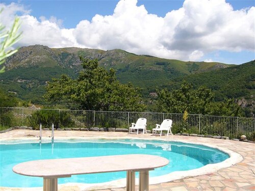 Cozy Cottage in Saint-pierre-de-colombier With Sauna