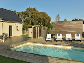 Outdoor pool - Luxury Holiday Home in Bannalec With Swimming Pool (Bannalec)