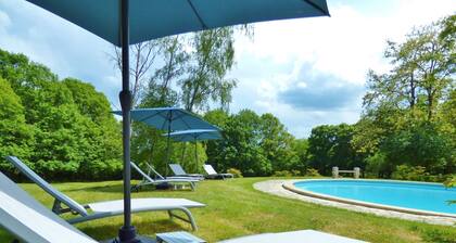 Luxurious Holiday Home in Auvergne With Private Garden