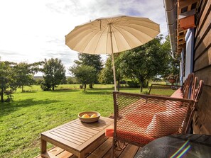 Exterior - Cozy Cottage in Saint-mesmin With Swimming Pool (Saint-Mesmin)
