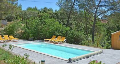 Palatial and Luxurious Villa With air Conditioning Near Beaucaire, Very Close to Pont du Gard