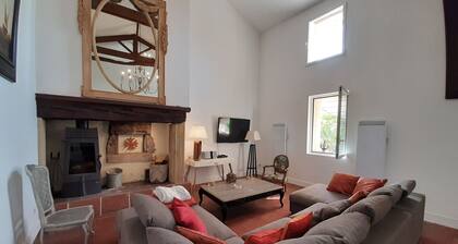 Magnificent Villa in Marquefave With Private Whirlpool