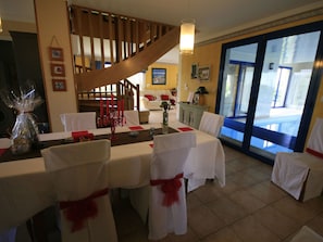 Dining - Luxurious Villa With Private Pool in Moëlan-sur-mer (Moelan-sur-Mer)