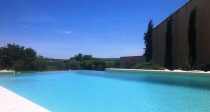 Beautiful Villa in Languedoc-roussillon With Private Pool