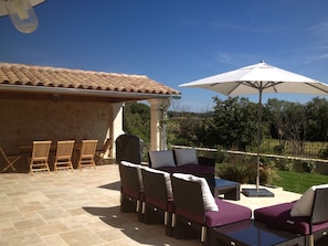 Dining - Beautiful Villa in Languedoc-roussillon With Private Pool (Garrigues-Sainte-Eulalie)