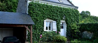Vintage Holiday Home in Loire With Sauna