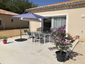 Balcony - Stunning Riverside Villa in Ardèche (Salavas)