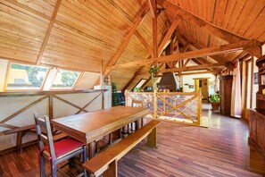 House | Dining