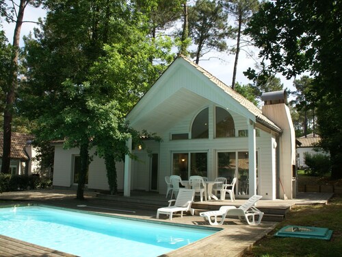 Beautiful Villa With a Dishwasher, 500 m. From the Lake