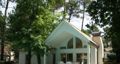 Beautiful Villa With a Dishwasher, 500 m. From the Lake