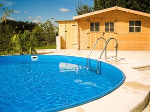 Outdoor pool - Sunlit Bungalow With Private Pool in Nadaillac-de-rouge (Nadaillac-de-Rouge)