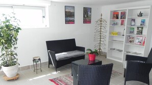 Unclassified image, 4 of 24, button - Modern Apartment In Agon-coutainville With Terrace (Agon-Coutainville)