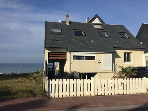 Modern Apartment In Agon-coutainville With Terrace