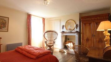 3 chambres, ameublement personnalisé