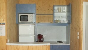 Private kitchen - Semi-detached Chalet With a Terrace 100 m. From the Beach (Giffaumont-Champaubert)