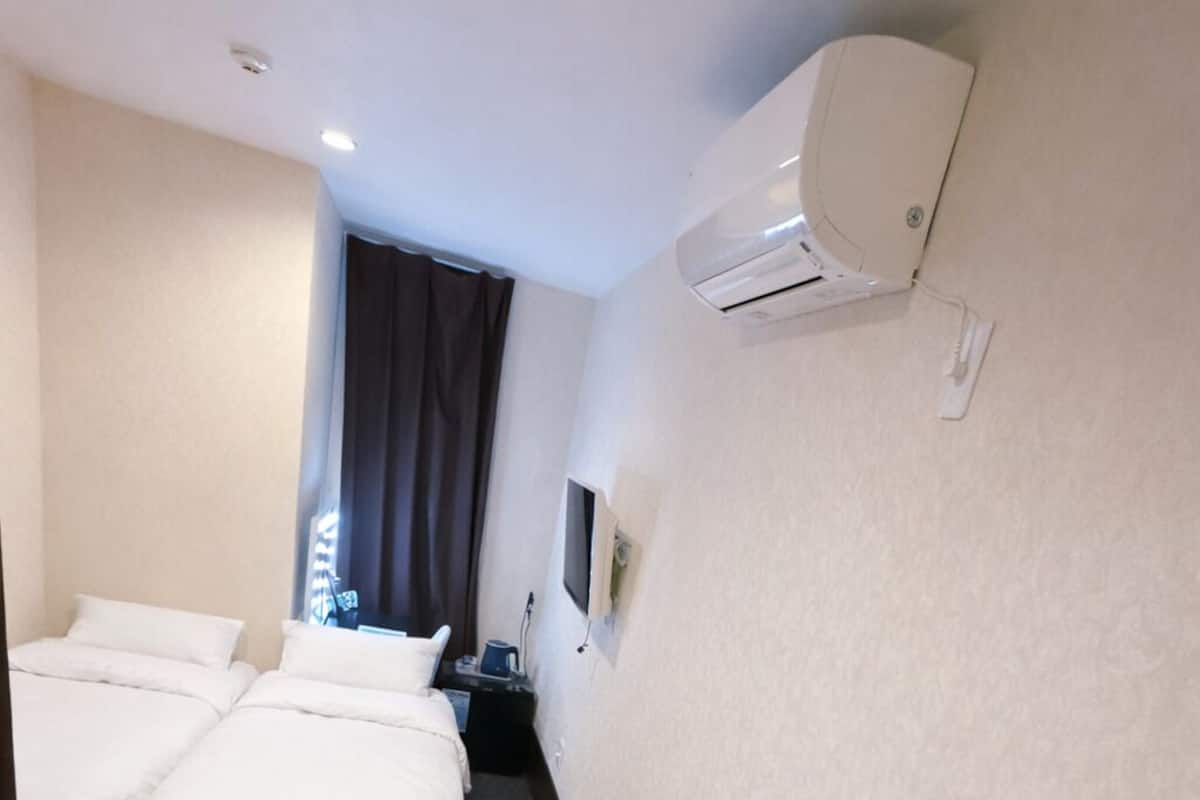 Standard Double Room (101)