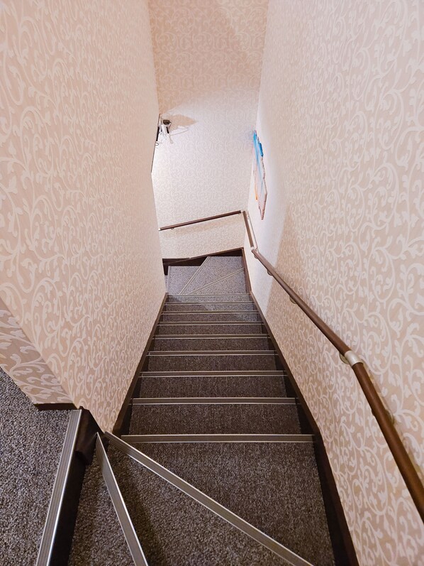 Interior detail - Homee Osaka (Osaka)