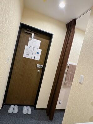 Room - Homee Osaka (Osaka)