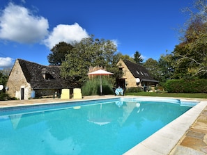 Exterior - Space and Tranquility in Fine Centrally Located House With Private Pool Cahus (Cahus)