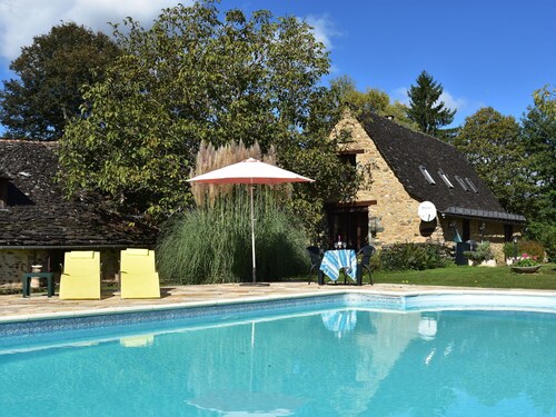 Space and Tranquility in Fine Centrally Located House With Private Pool Cahus