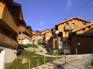 Exterior - Superb Chalets and Lodges Situated at 2000 m (La Plagne-Tarentaise)