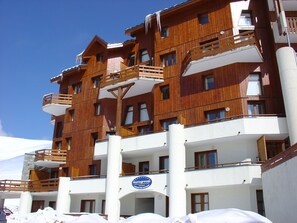 Exterior - Superb Chalets and Lodges Situated at 2000 m (La Plagne-Tarentaise)