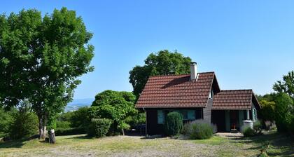 Idyllic Hilltop Holiday Home in Dettey Near Forest