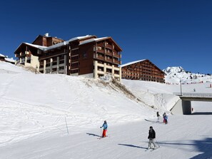 Exterior - Well-kept Apartment Right on the Slopes of Plagne Soleil (La Plagne-Tarentaise)
