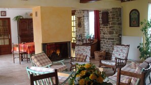 Living room - Cozy Holiday Home in Bolleville With Terrace (La Haye)