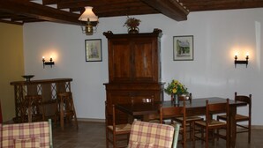 Dining - Cozy Holiday Home in Bolleville With Terrace (La Haye)