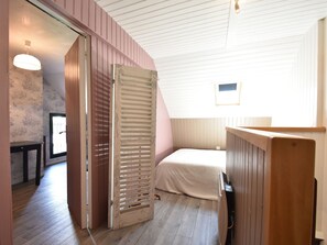 1 bedroom, individually furnished - Detached Holiday Home With Beautiful Garden in Cultural/historical Area (Millieres)
