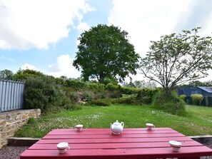 Balcony - Detached Holiday Home With Beautiful Garden in Cultural/historical Area (Millieres)