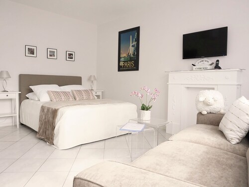 Modern Studio With Private Parking Just 7 Minutes From Disneyland Paris