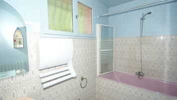 Bathtub