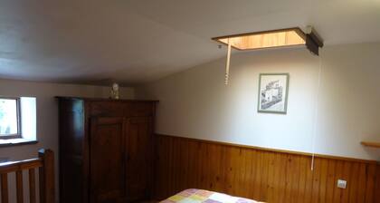 Vintage Holiday Home in Caussade With Private Pool